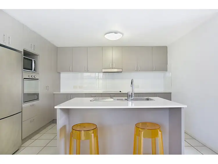 Third view of Homely apartment listing, 21/2329-2341 Gold Coast Highway 'Splendido', Mermaid Beach QLD 4218