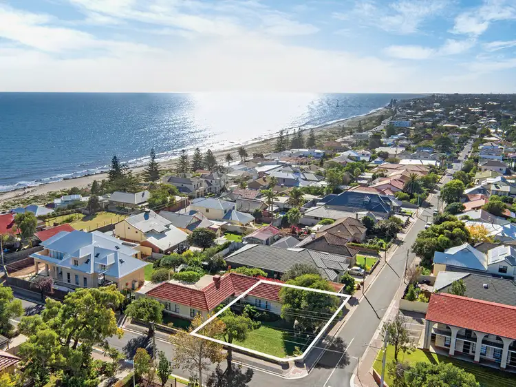 42 Maitland Terrace, Seacliff SA 5049