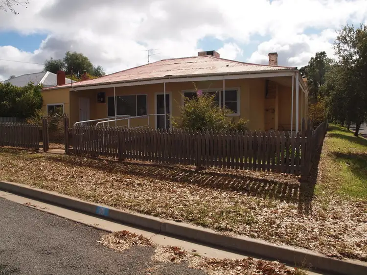 21 Chantilly Street, Narrandera NSW 2700