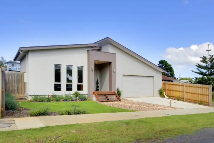 37 Phillip Island Road, Sunset Strip VIC 3922