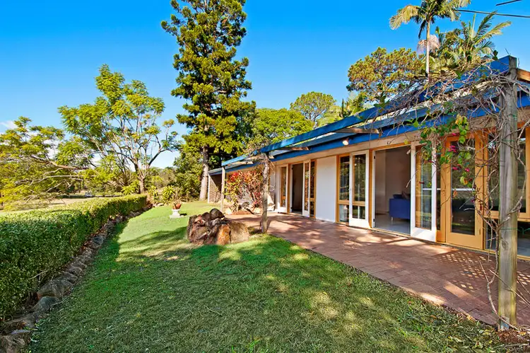 4 Eddystone Road, Corinda QLD 4075