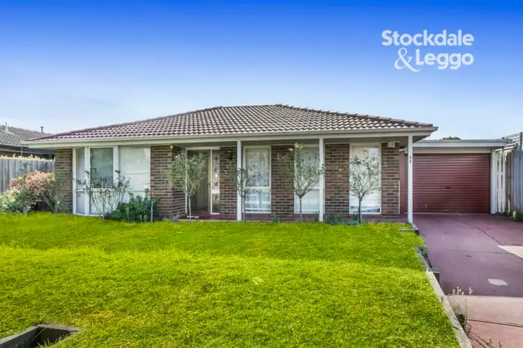 98 Endeavour Drive, Cranbourne North VIC 3977