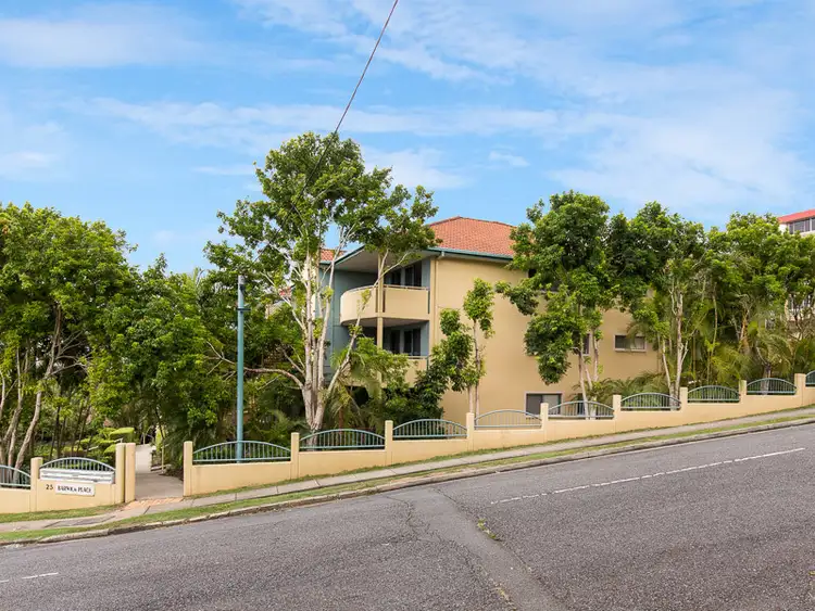 2/25-27 Whytecliffe Street, Albion QLD 4010