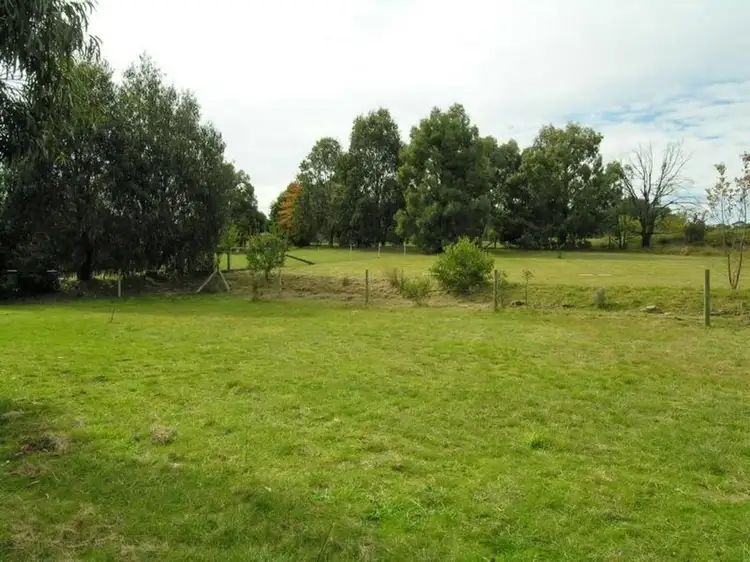 Fourth view of Homely house listing, 915 Old Tolmie Road, Mansfield VIC 3722