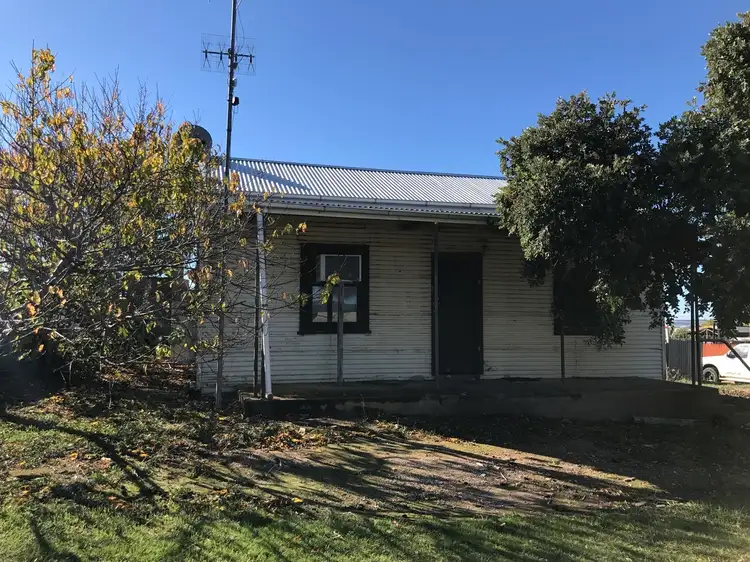 8 Ellen Street, Port Lincoln SA 5606
