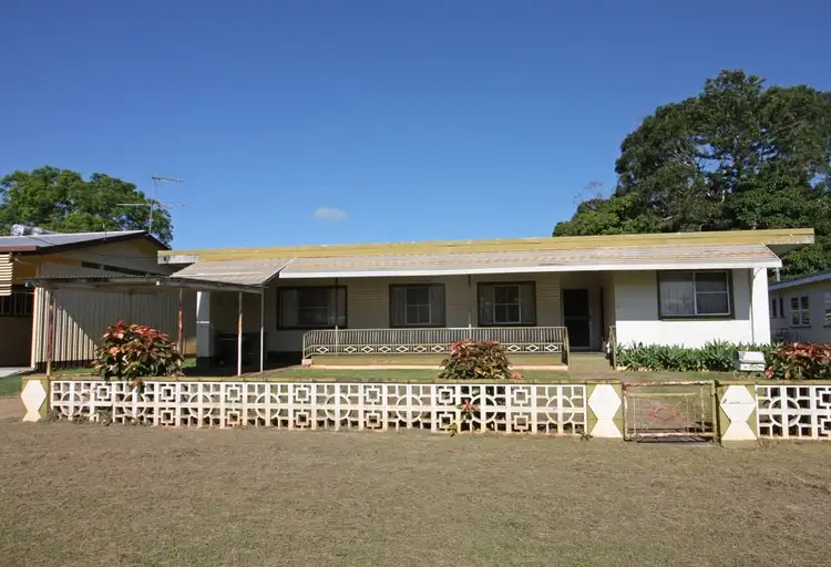 160 Constance Street, Mareeba QLD 4880