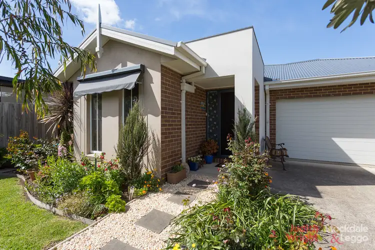 2 Charissa Close, Cowes VIC 3922