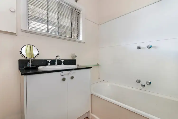 Fourth view of Homely house listing, 13 Strachan Street, Hamilton VIC 3300