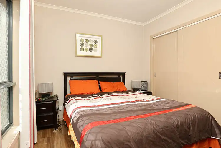 Fourth view of Homely unit listing, 2/17 DOROTHY Avenue, Sunshine VIC 3020