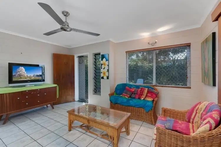 Main view of Homely house listing, 2/25 Armbrust Street, Manoora QLD 4870