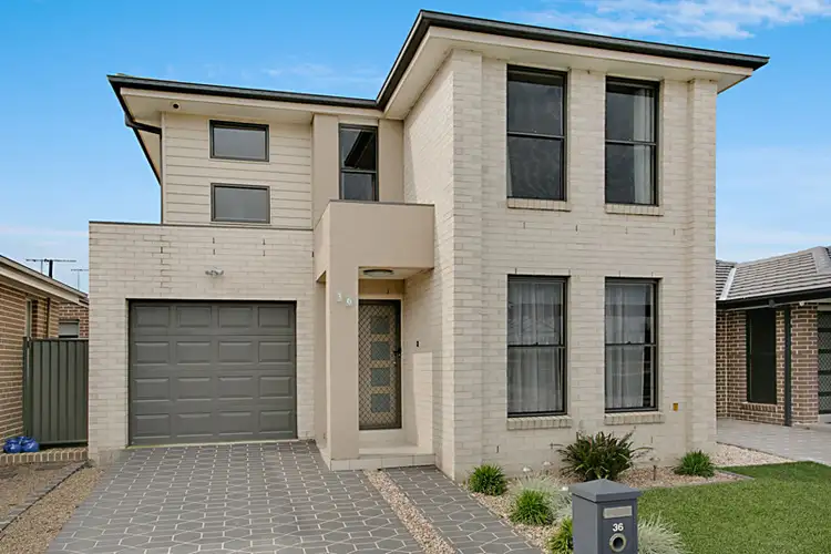 36 Gilroy Street, Ropes Crossing NSW 2760
