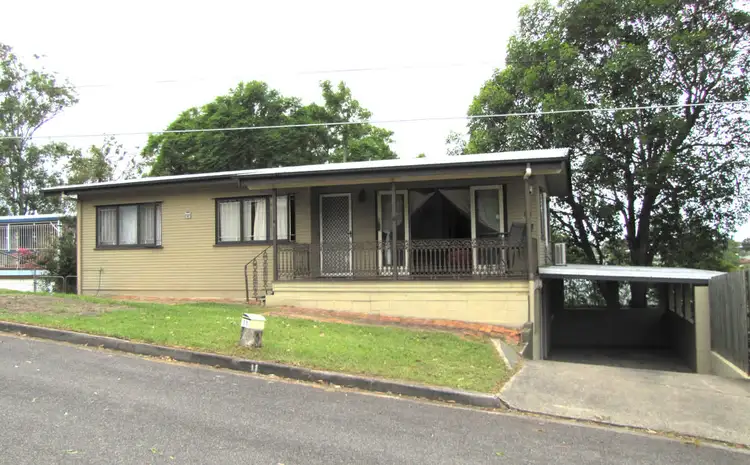 11 Parnoolar Crescent, Ferny Hills QLD 4055