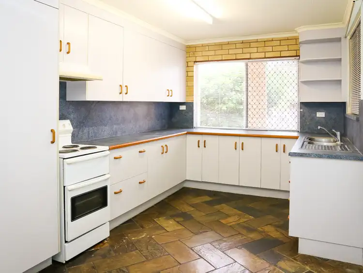 Seventh view of Homely house listing, 10 Snelling Street, Park Avenue QLD 4701