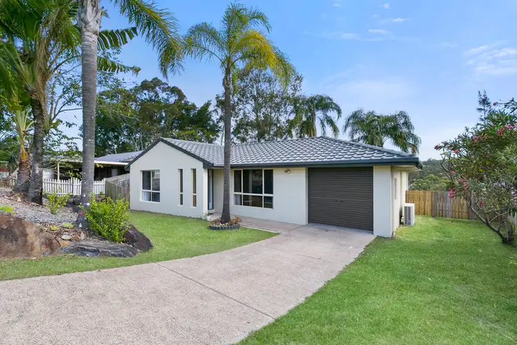 27 Quigan Terrace, Highland Park QLD 4211