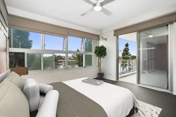 Sixth view of Homely apartment listing, 10/8 Dunmore Terrace, Auchenflower QLD 4066