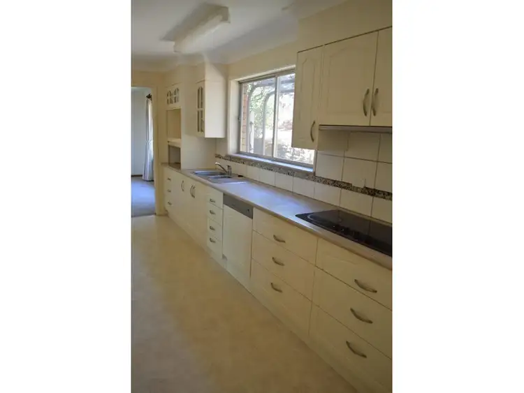 Sixth view of Homely house listing, 8 Cobbodah Cr, Gunnedah NSW 2380