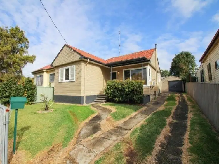 45 Queens Avenue, Cardiff NSW 2285
