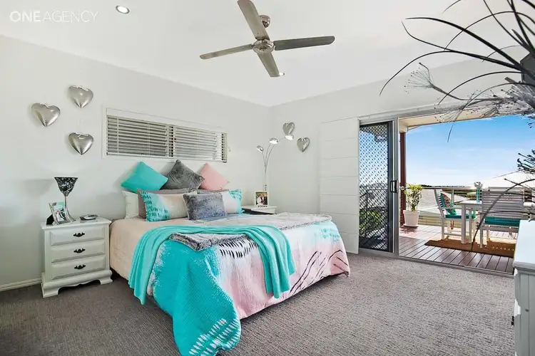 49 Sandy View Drive, Nikenbah QLD 4655