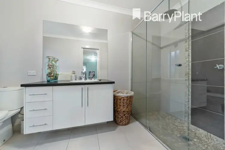 Third view of Homely house listing, 8 Salvia Avenue, Pakenham VIC 3810
