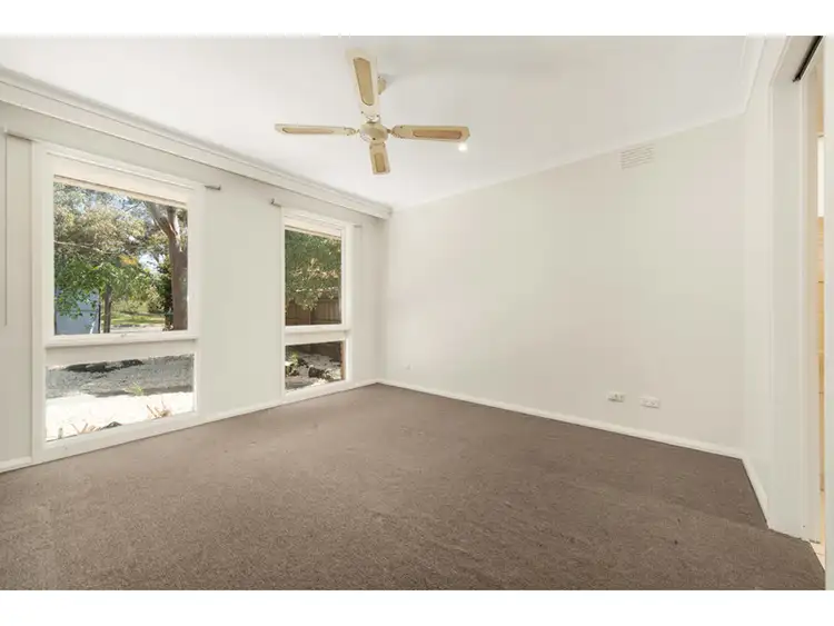 Sixth view of Homely house listing, 2 Taverner Square, Frankston VIC 3199