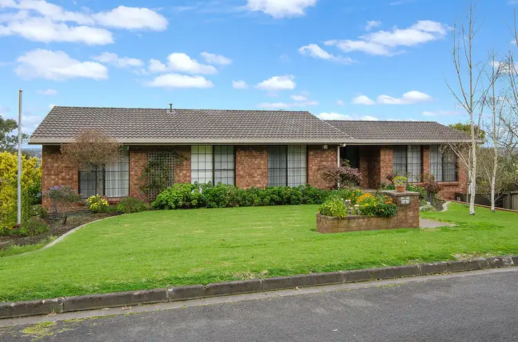 5 Tawarri Crescent, Mount Gambier SA 5290