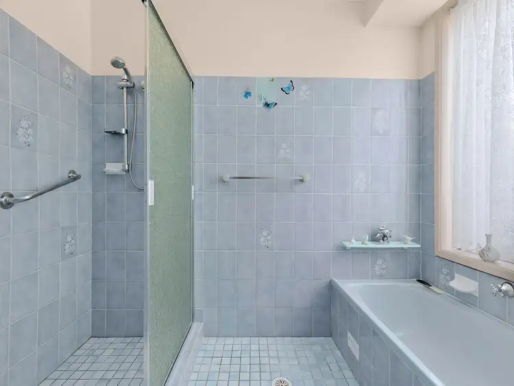 Sixth view of Homely house listing, 24 Murrumbidgee Crescent, Bateau Bay NSW 2261