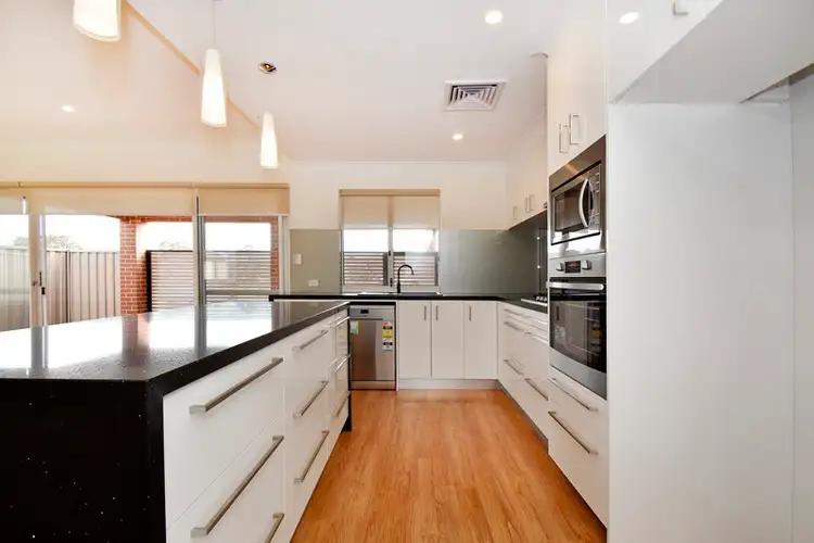 Sixth view of Homely house listing, 35 Keehner Entrance, Martin WA 6110