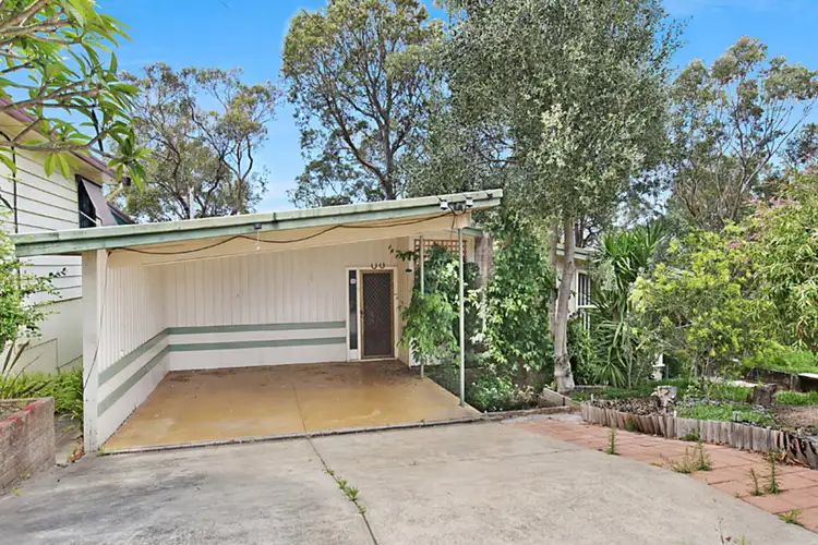42 Bayview Street, Warners Bay NSW 2282
