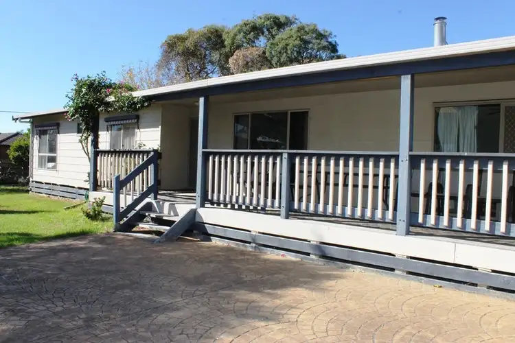 2 Irving Road, Cowes VIC 3922