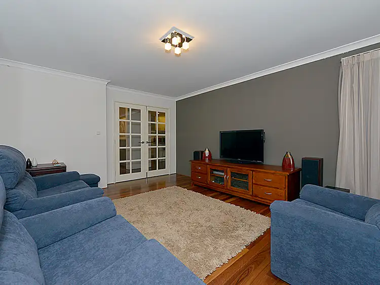 Seventh view of Homely house listing, 8 Havana Vista, Hocking WA 6065