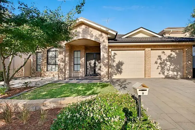 8 Cascade Avenue, Glenmore Park NSW 2745