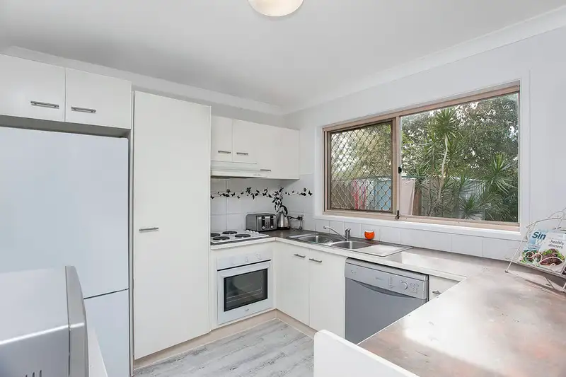 Main view of Homely unit listing, 4/6-20 Ben Lomond Drive, Highland Park QLD 4211