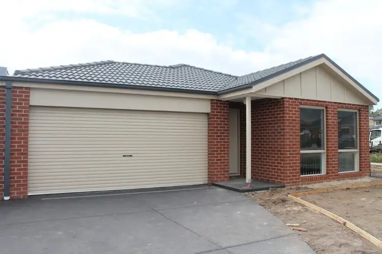 Main view of Homely unit listing, 31 Shakespeare Court, Drouin VIC 3818