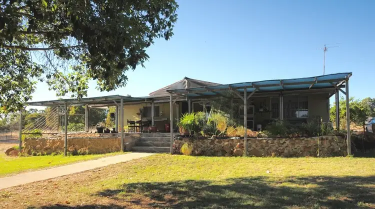 586 Mcknoe Drive, Morangup WA 6083