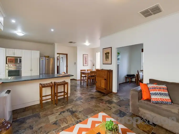 Fifth view of Homely house listing, 10 Keith Lewis Court, Wynn Vale SA 5127