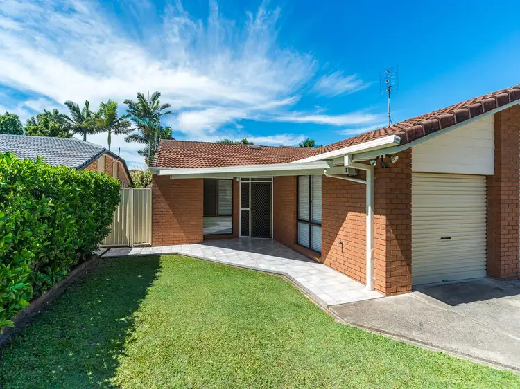 Main view of Homely semi-detached listing, 2/9 Ash Court, Arundel QLD 4214