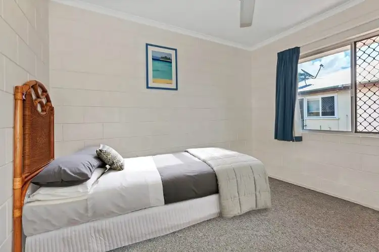 Sixth view of Homely apartment listing, 6/392 Severin Street, Parramatta Park QLD 4870