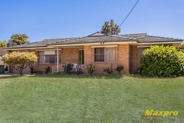 11 Purley Crescent, Lynwood WA 6147