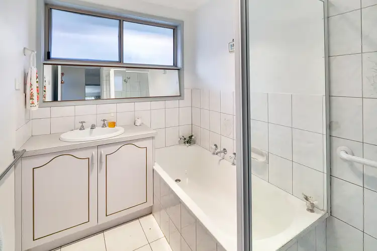 Sixth view of Homely unit listing, 2/1352 Gregory Street, Lake Wendouree VIC 3350