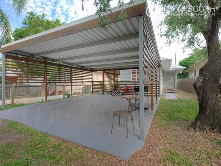 121 Mcllwraith ave, Norman Park QLD 4170