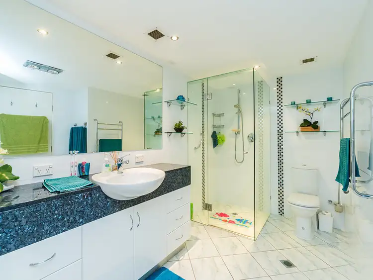 Seventh view of Homely unit listing, 4/15 Brighton Street, Biggera Waters QLD 4216