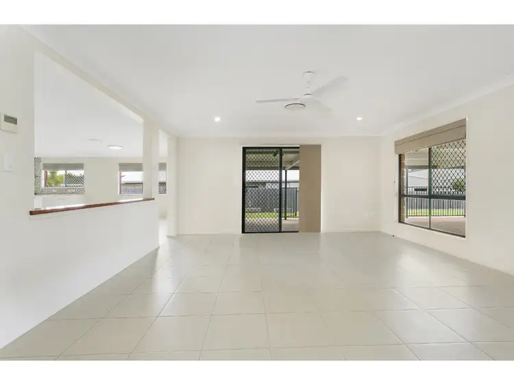 Fifth view of Homely house listing, 9 Parkview Drive, Rosslyn QLD 4703