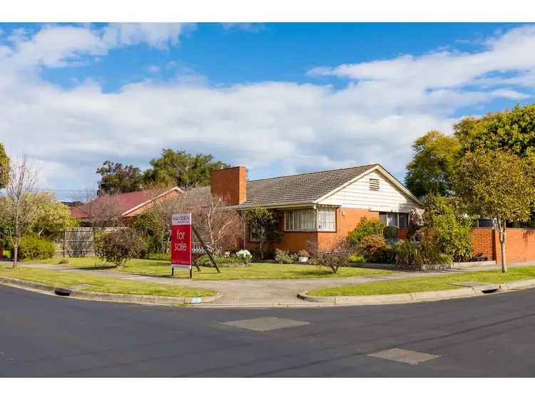 25 Eunice Drive, Cheltenham VIC 3192
