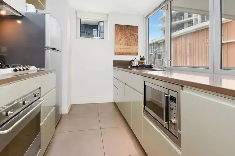 Fourth view of Homely apartment listing, 306/35 Harbour Road, Hamilton QLD 4007