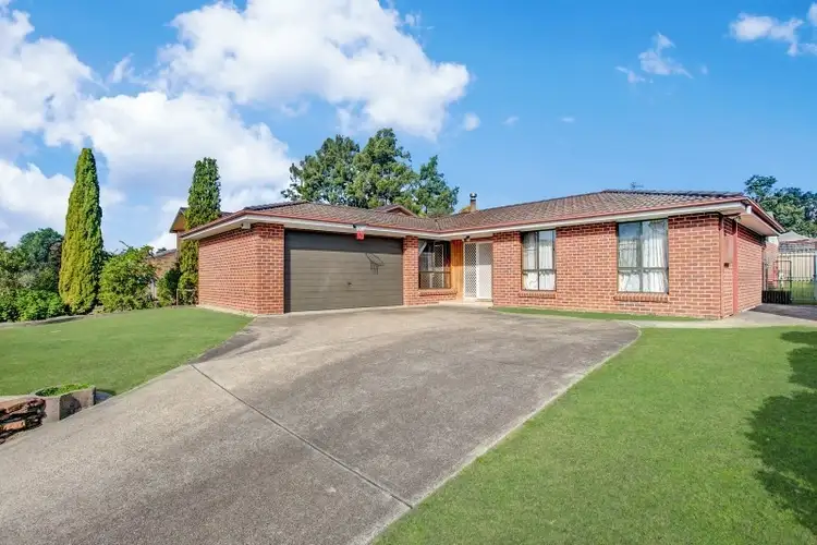 11 Adele Crescent, Ashtonfield NSW 2323