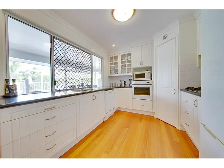 Second view of Homely house listing, 28 Von Nida Crescent, Barmaryee QLD 4703