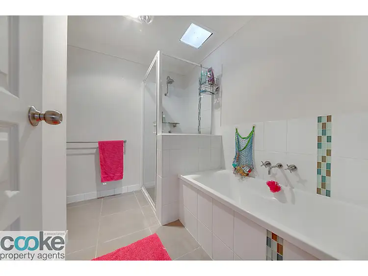 Sixth view of Homely house listing, 21 Mei-Lynn Way, Taranganba QLD 4703