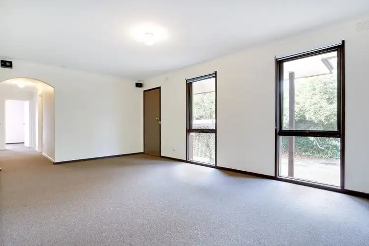 Second view of Homely house listing, 5 Hansen Court, Mount Martha VIC 3934