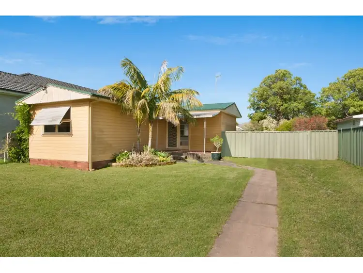 17 Rockleigh Street, Wyong NSW 2259