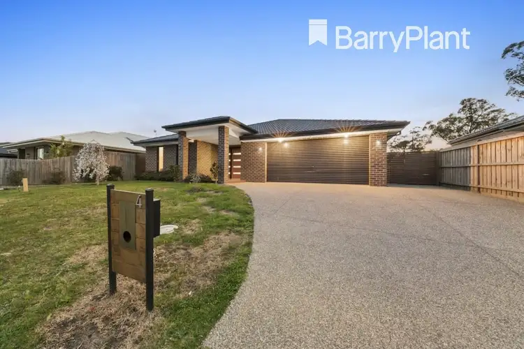 4 Clare Court, Garfield VIC 3814